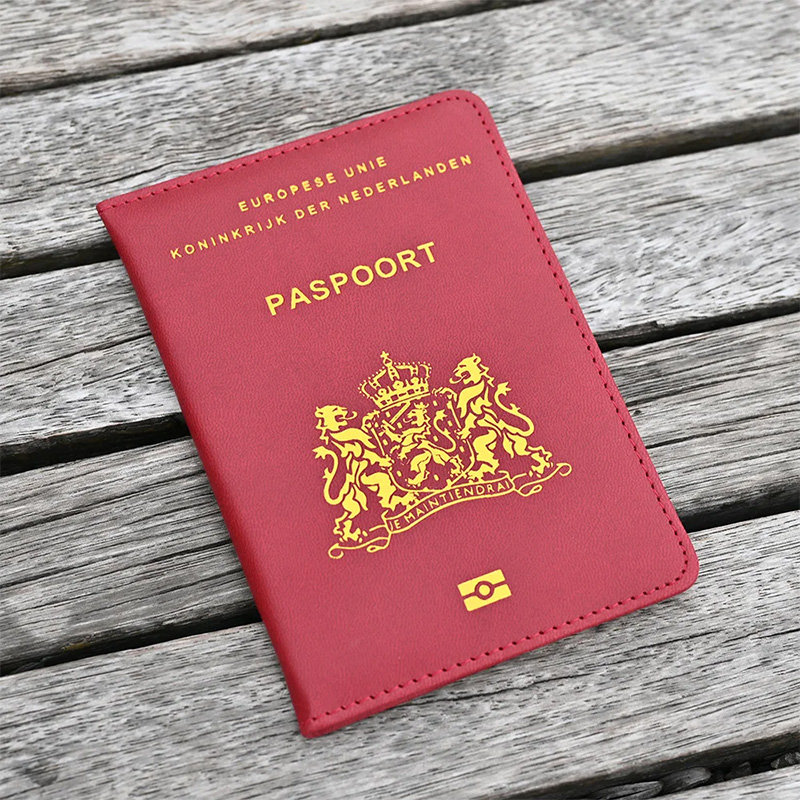 Travel Essentials Nederland Pa - Leather Passport Cover recension och pris
